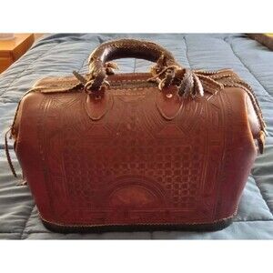RARE! Vintage Hand Tooled Leather Western Style Doctor's Travel Luggage Bag XXL
